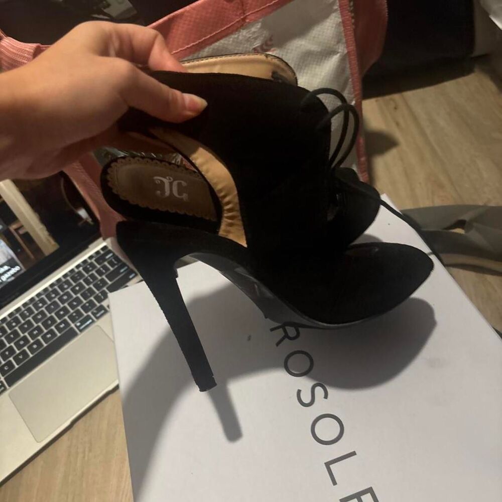 Women's Black Footwear